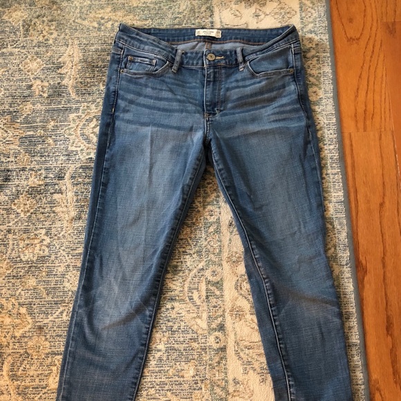 Abercrombie and Fitch Skinny Jeans - Size 8 - Picture 2 of 3